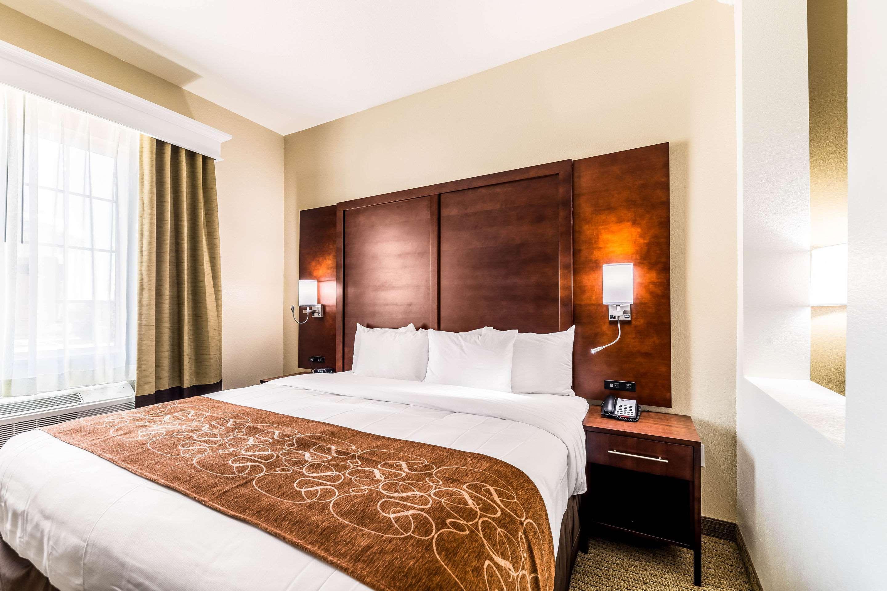 Comfort Suites Grand Prairie - Arlington North Экстерьер фото
