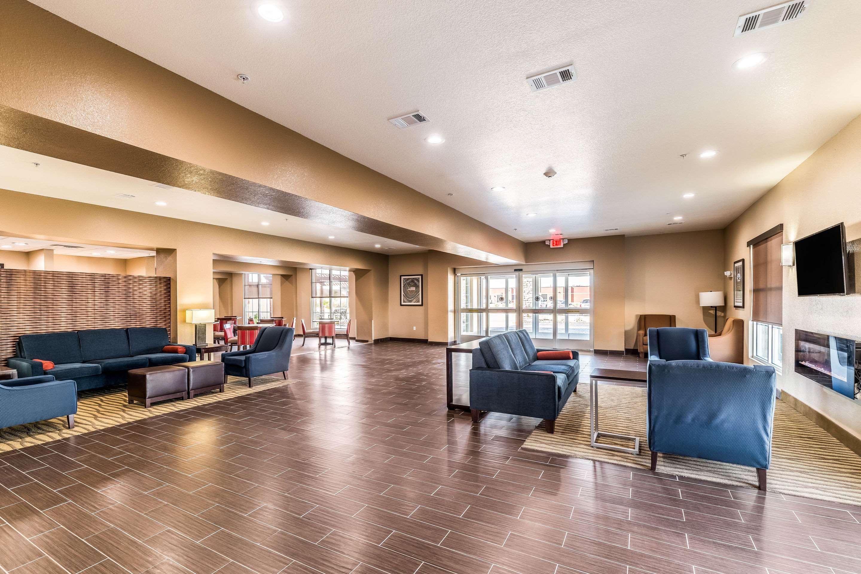 Comfort Suites Grand Prairie - Arlington North Экстерьер фото