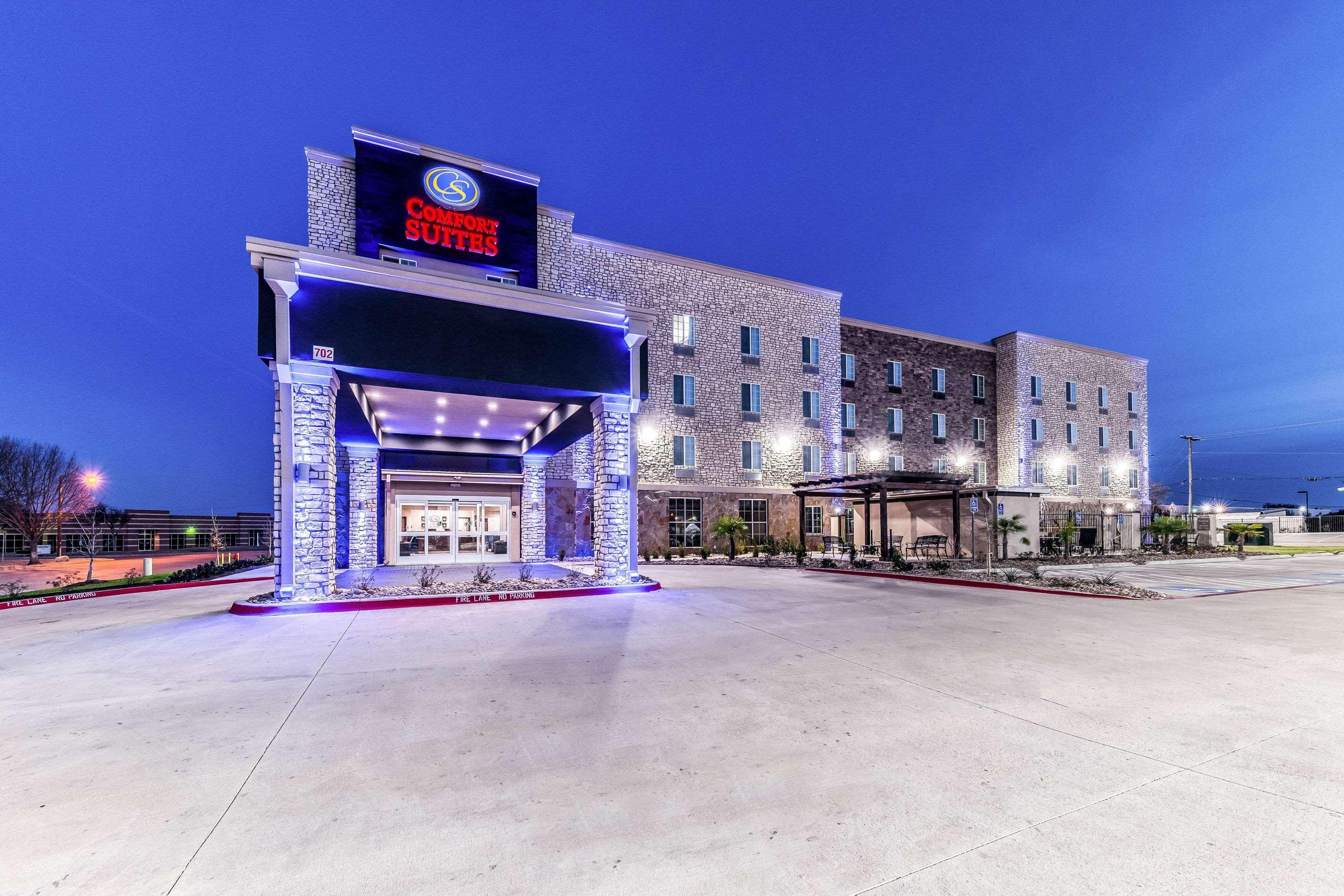 Comfort Suites Grand Prairie - Arlington North Экстерьер фото